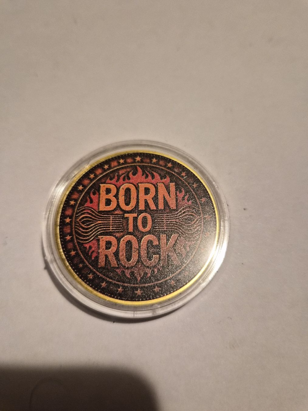 Tutti le monete: Pièce commémorative Born To Rock – Nuovo (secondo la descrizione) da Senèdes venduto da hen_fw8b