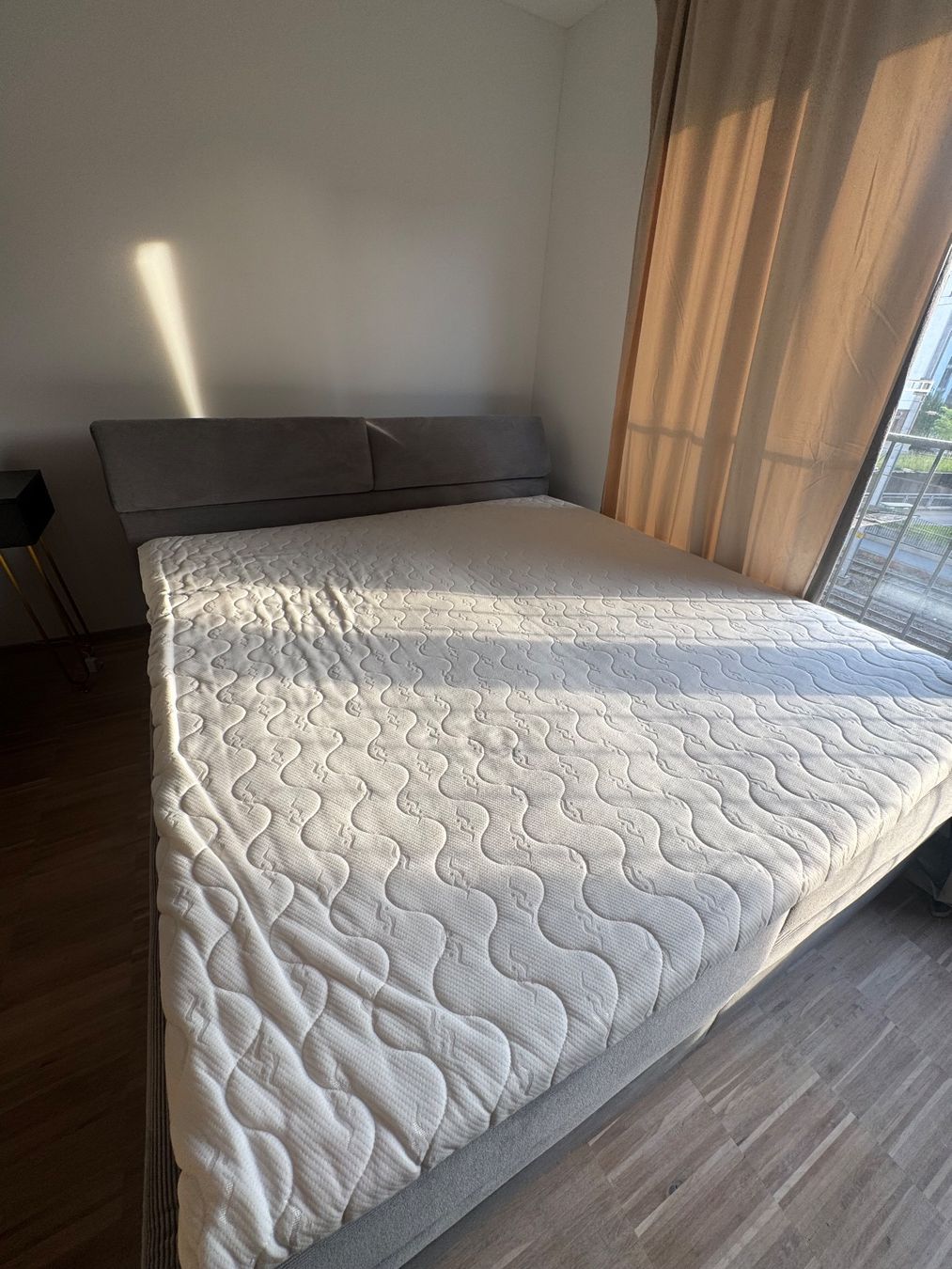 Letti: Bett  (200x200) – Usato da Horw venduto da tes_f8x6