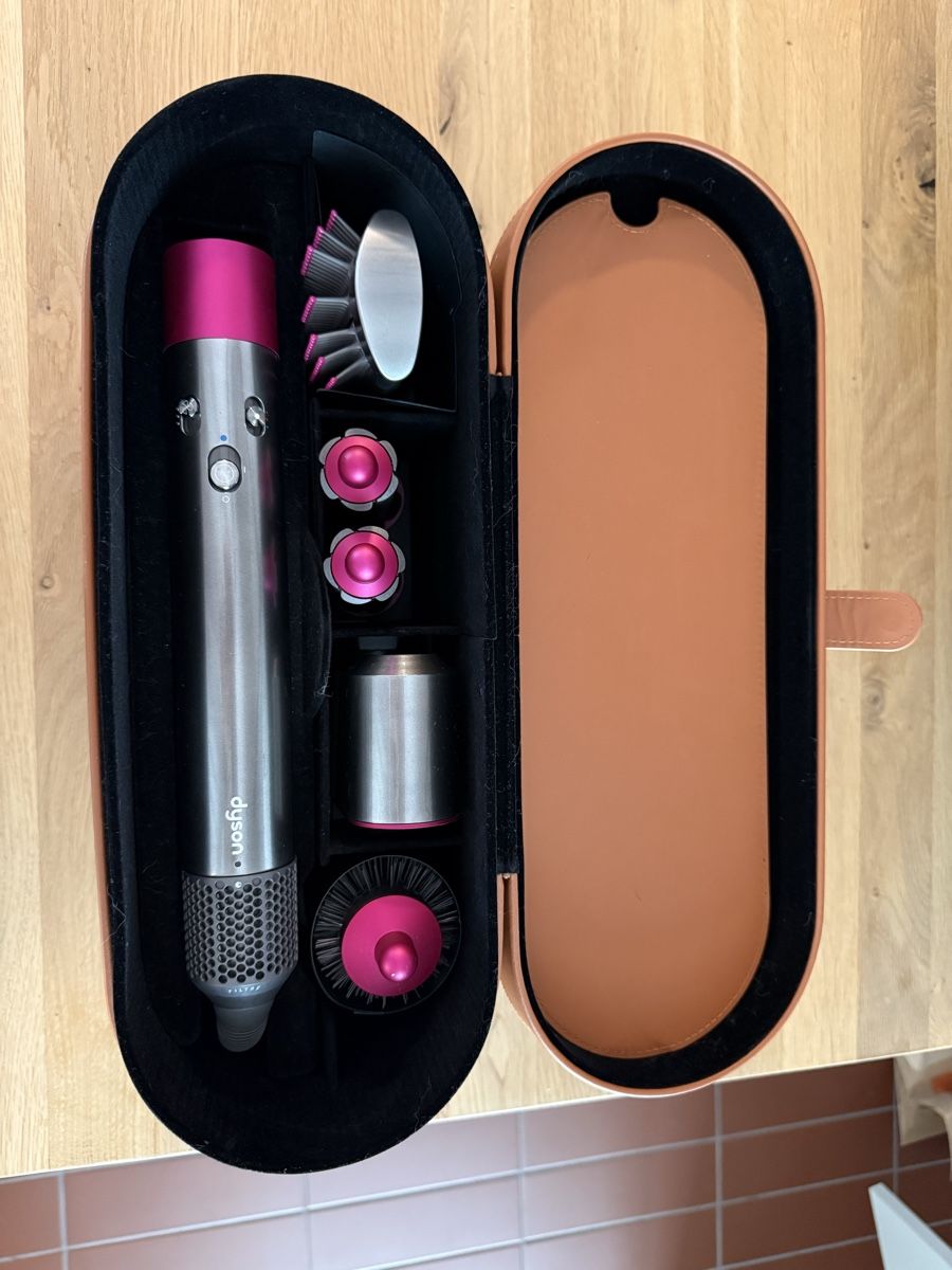 Dyson Asciugacapelli: Dyson Airwrap  – Usato da Bern venduto da lyd_2skg 1