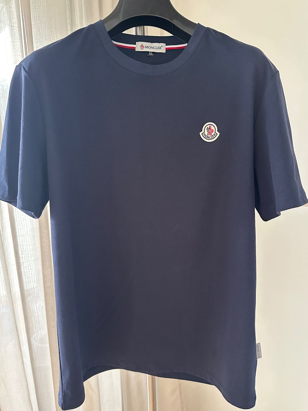 Moncler T-shirt: Moncler T-Shirt – Nuovo (secondo la descrizione) da Altdorf UR venduto da tigerofsweden1 5