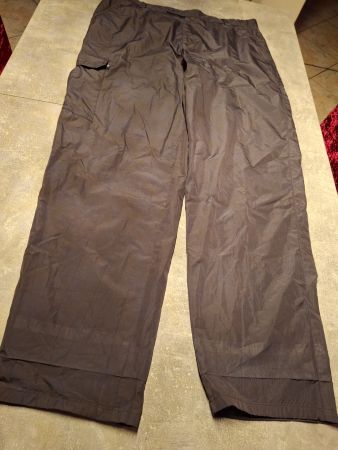 Pantalon de pluie taille 54 marque Let's Go