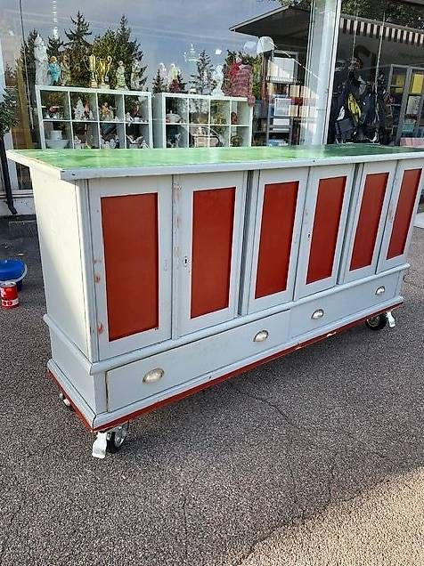 Cassettiere: Lässiges Retro Sideboard auf Rollen – Usato da Neuhausen am Rheinfall venduto da galleria13
