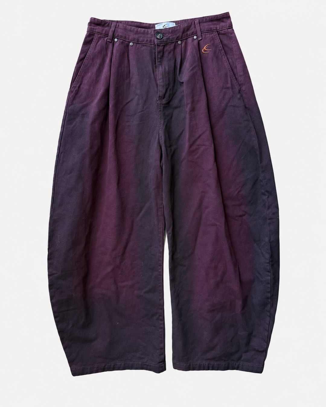 Scuffers Jeans: scuffers Shell Burgundy Pants – Usato da Erlach venduto da VerkaufX