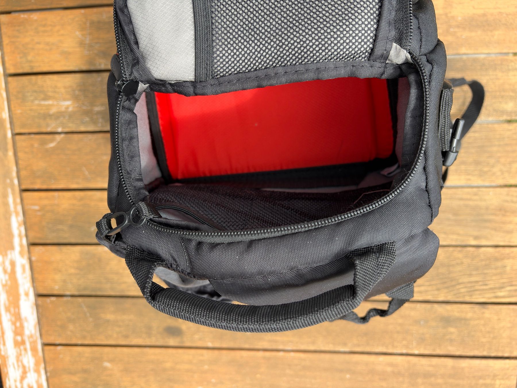 Zaini: Case Logic Kamera Rucksack – Usato da Hombrechtikon venduto da Dokmasa 6
