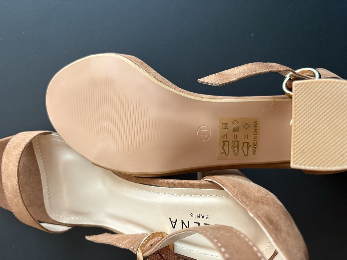 Chaussures femmes: Celena braune Sandaletten Gr. 41 – Neuf avec emballage d'origine à Goldau par Wiseltoni 2