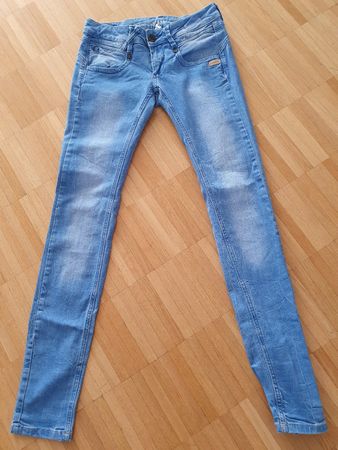 GANG Damen Jeans, Grösse 27, Modell Nena, Top Zustand!