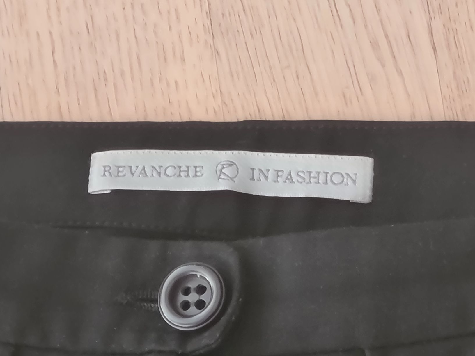 Pantaloni: Damenhosen Schwarz Gr 46 – Usato da Steinen venduto da turbogeiss99 5