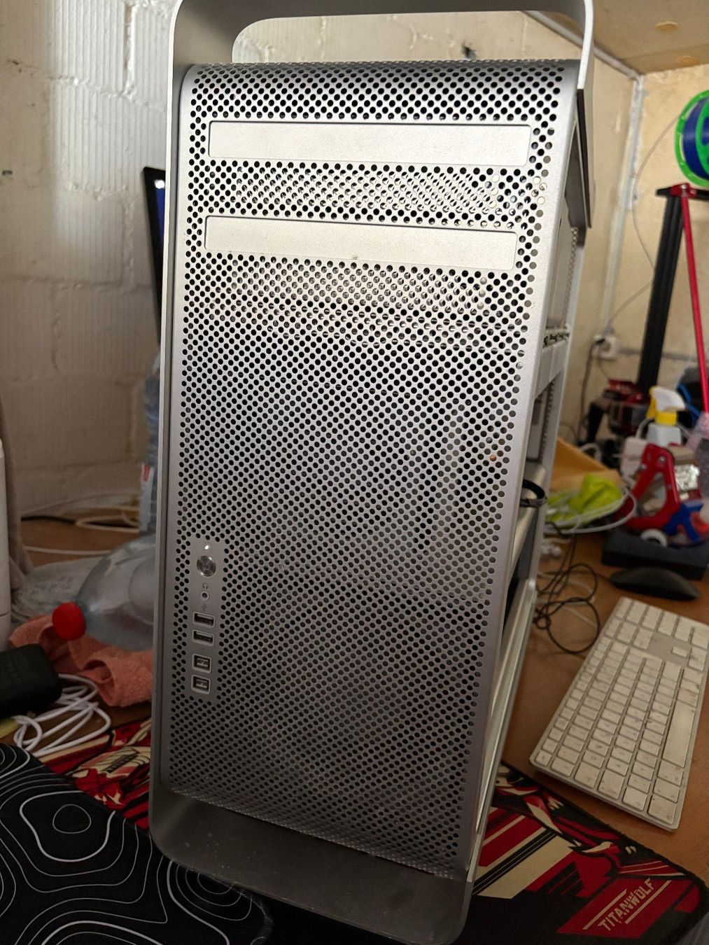 Apple PCs: MacPro 5.1 2009 Rariatät – D'occasion à Au SG par bah_6f5w