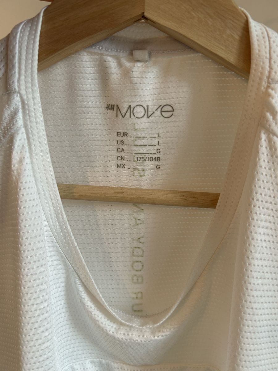 H&M Top: H&M Move Top, Weiss, Gr. L – Usato da Zürich venduto da Lolaa123 2