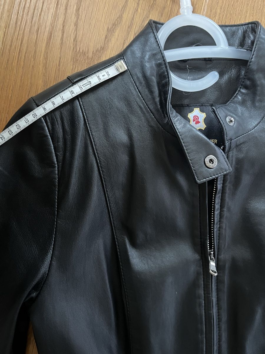 Giacche: Schwarze Lederjacke Gr. M, wie neu – Usato da Wädenswil venduto da Iana32 6
