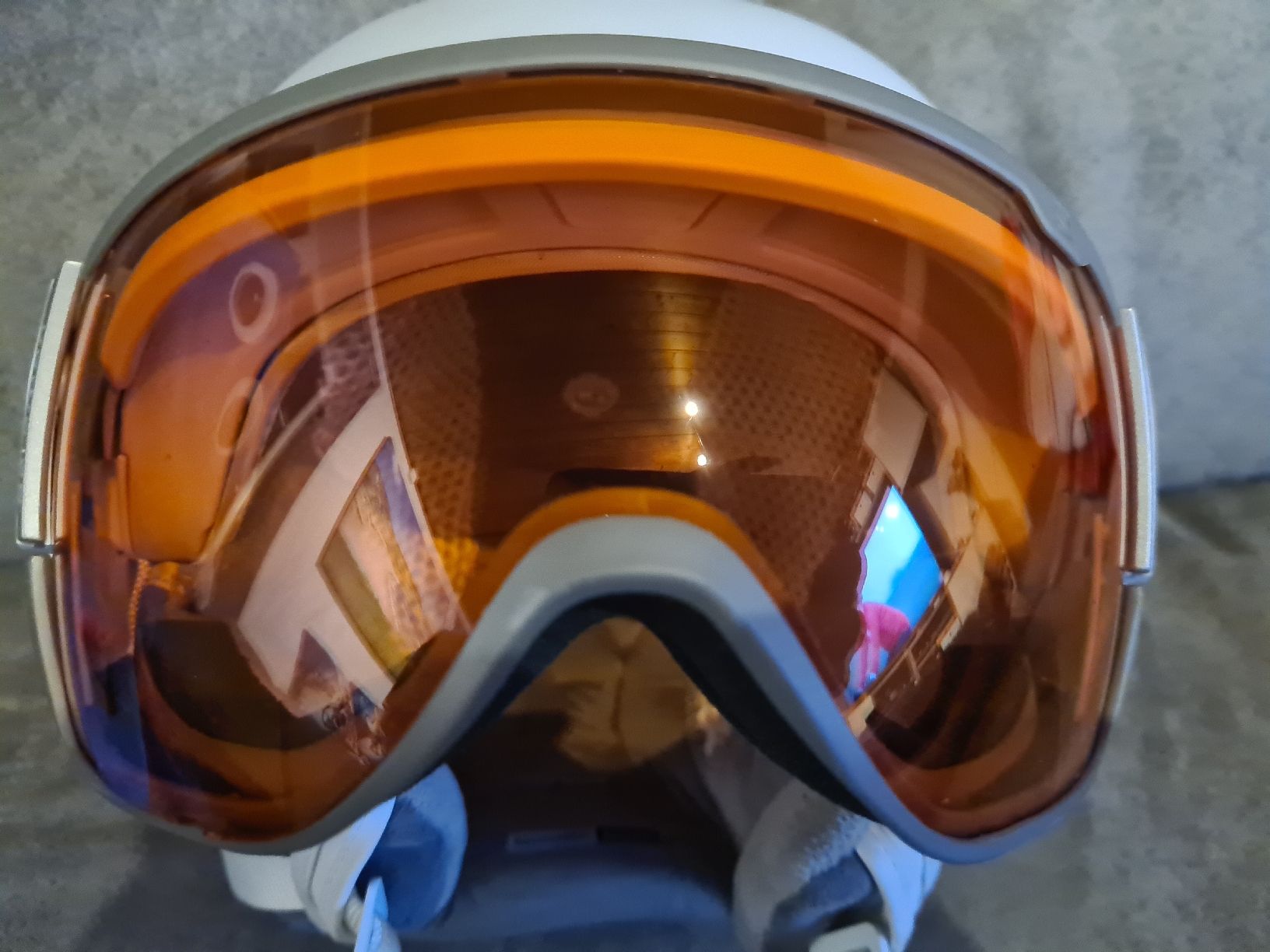 Salomon Caschi: Salomon Mirage Skihelm mit Visier. – Usato da Wädenswil venduto da wipfli92 2