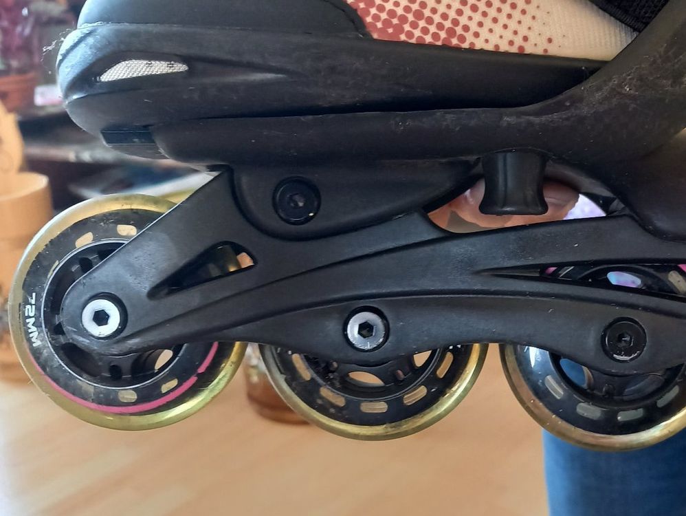 Pattini in linea & Pattini a rotelle: Inline Skates für Kinder – Usato da Thun venduto da Erti5 2