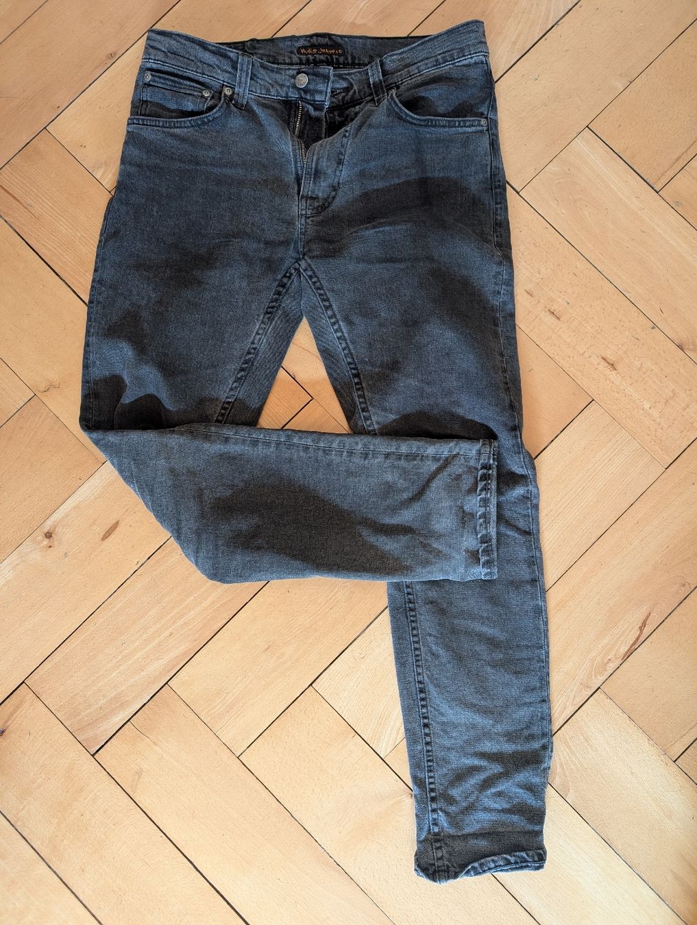 Nudie Jeans: Nudie Jeans Lean Dean in Grau Gr. 30/30 – Usato da Zürich venduto da Hedkandi