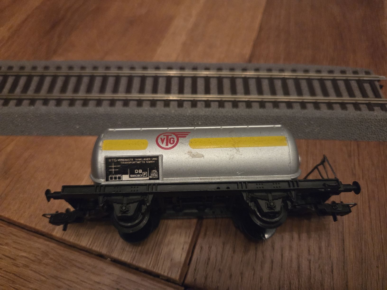 Lima Modelleisenbahnen: Wagon citerne VTG - DB - Lima H0 DC – Gebraucht aus Sion von Stefan1938 2