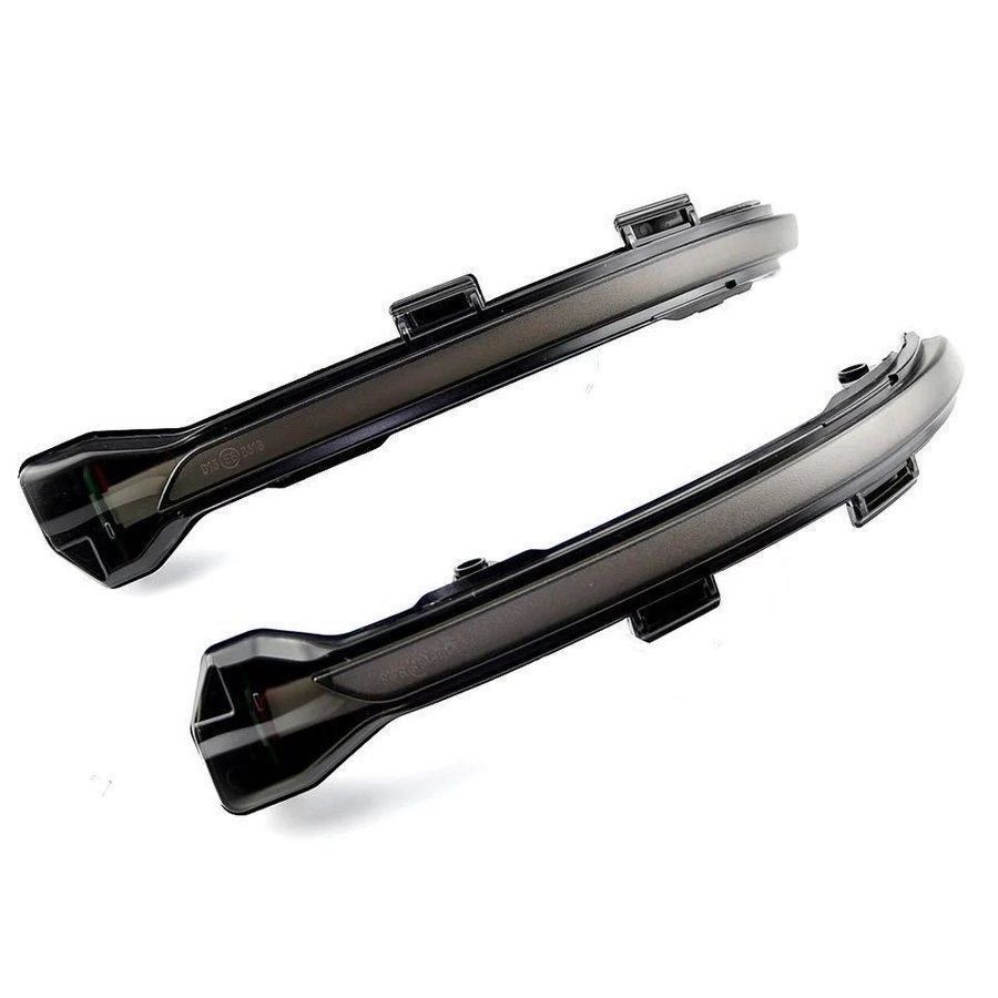 Tutti pezzi di ricambio auto: VW Golf 7/7.5 dynamische LED Blinker – Nuovo e nell'imballaggio originale da Volketswil venduto da Willis-Autoteile 1