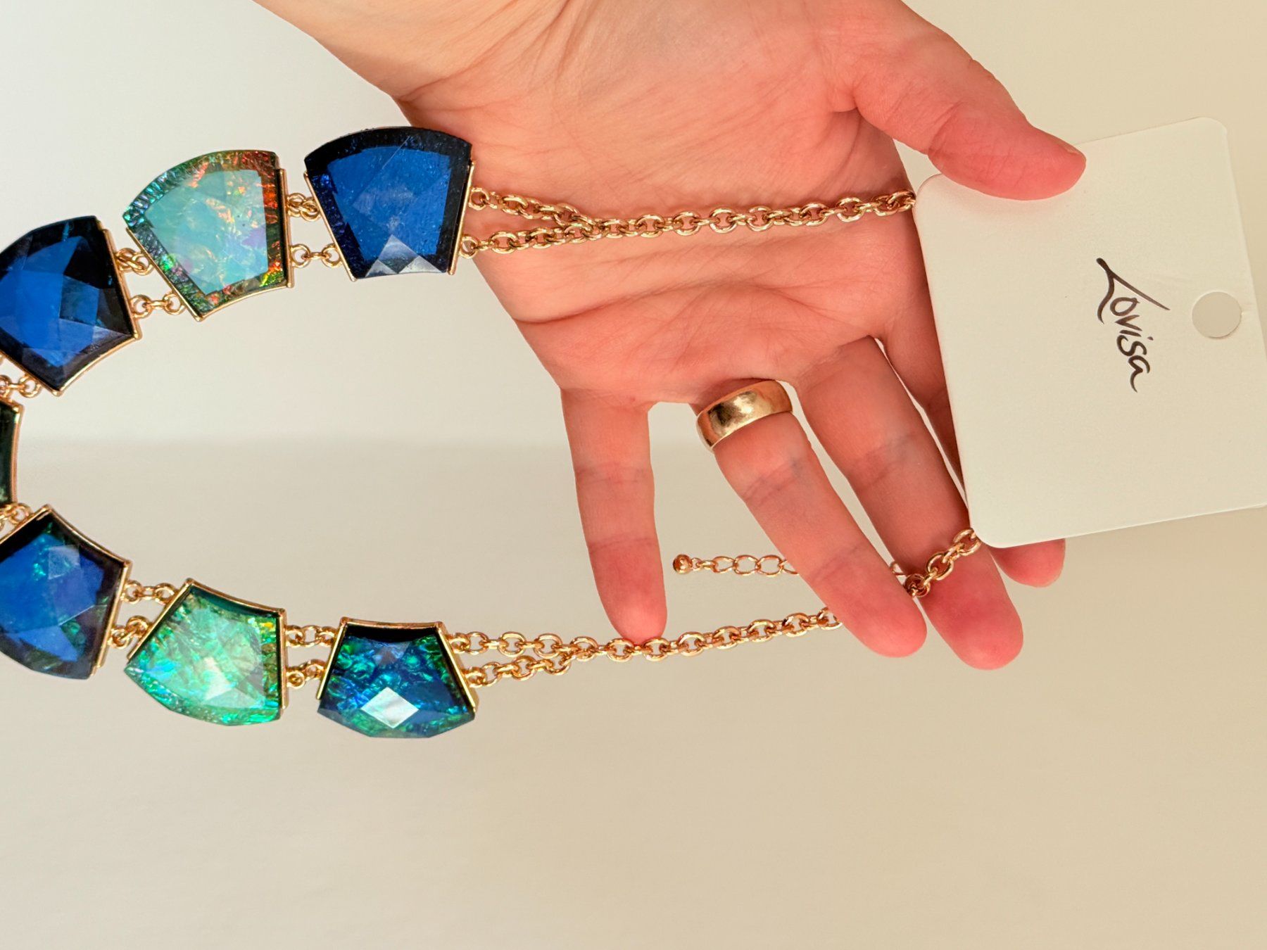 Catenine: Collier Lovisa Neuf avec étiquette – Nuovo (secondo la descrizione) da Genève venduto da AWWA 2