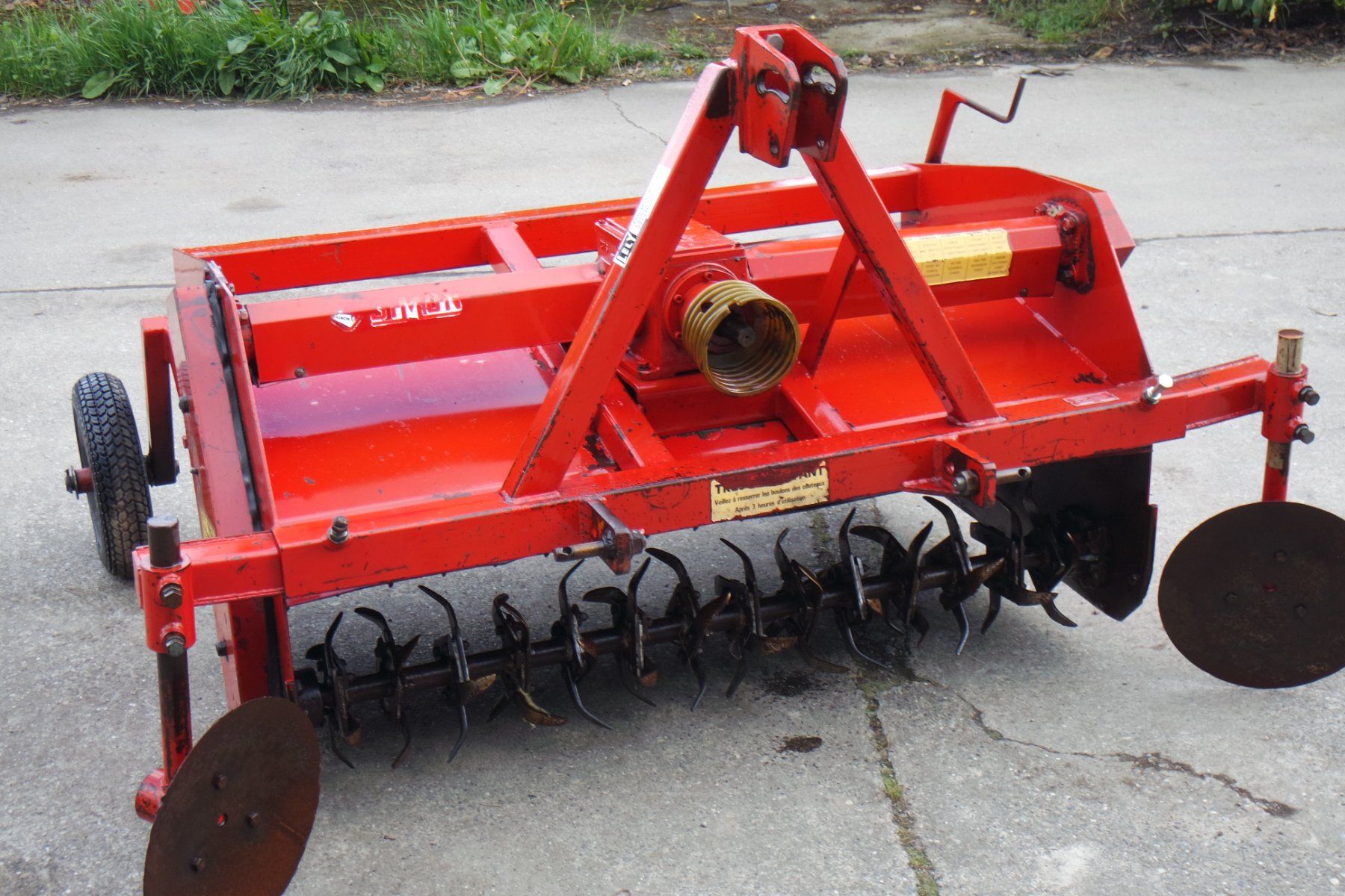 Tutte le macchine: FRAISE ROTATIVE ( CULTIRATEAU) – Usato da Avenches venduto da Brocadou 1