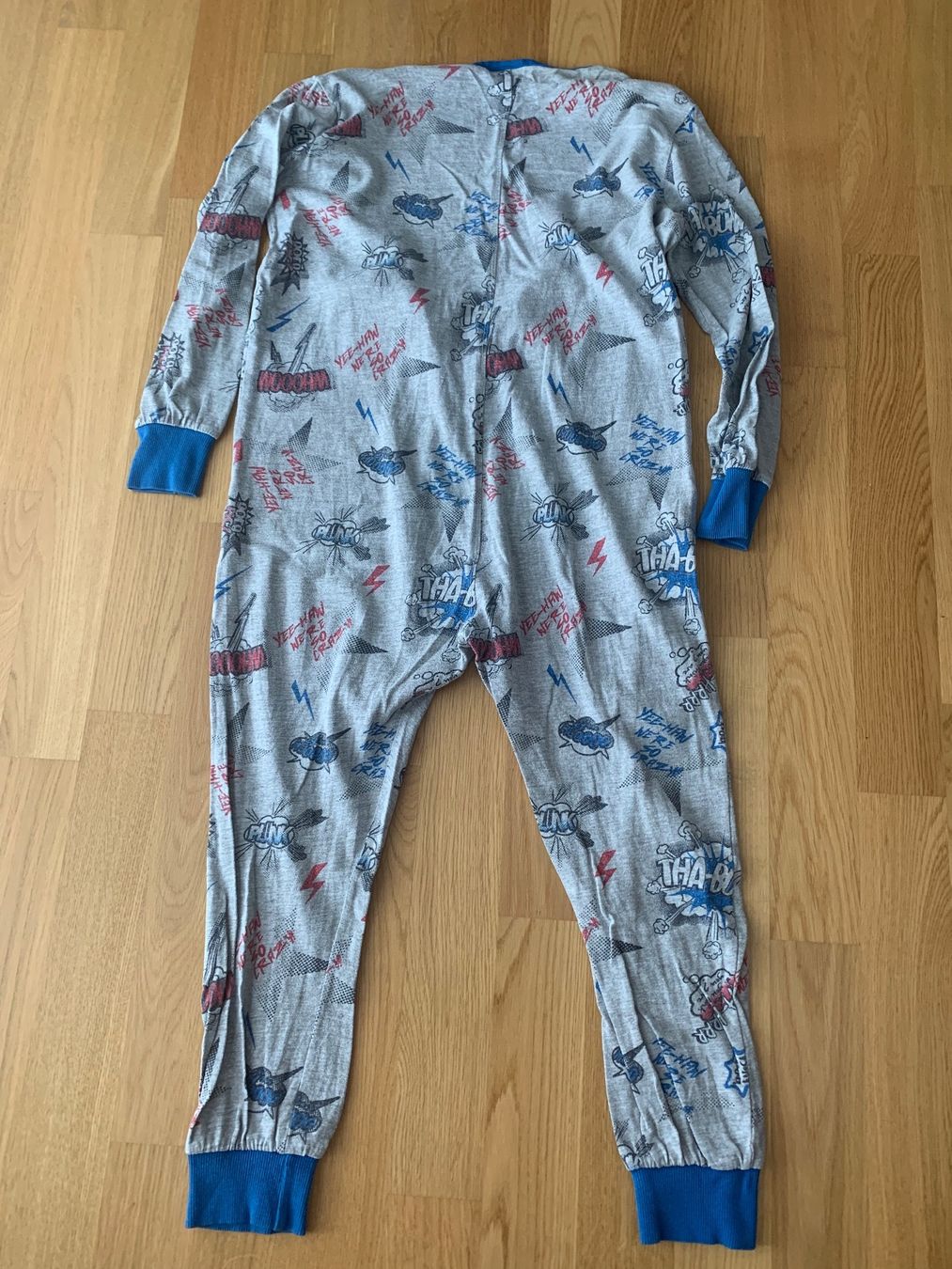 Tute: Pyjama Overall Gr. 122/128 – Usato da Zürich venduto da Lucinka21 1