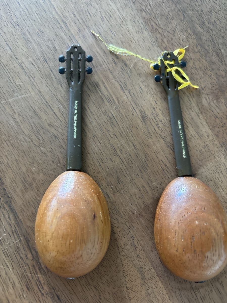Instruments de musique: Miniature guitars 2 pcs MADE IN THE PHILIPPINES – D'occasion à Kriens par mir_v8ww 3