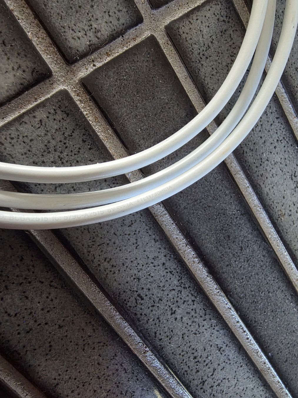 Apple Cavi: Apple Watch MagSafe Ladekabel Fastcharge – Usato da Biberist venduto da Volo28 1
