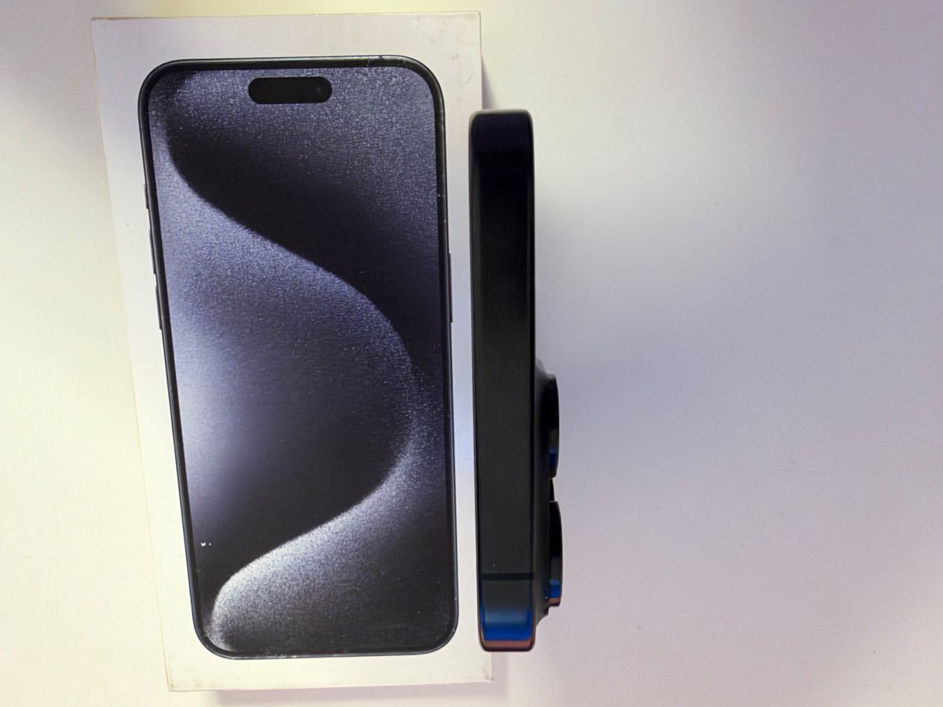 Apple Telefoni cellulari / Smartphones: iPhone 15 Pro Max 256 GB Titanium Blau – Nuovo (secondo la descrizione) da Winterthur venduto da hershanking 6