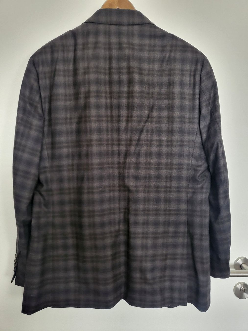 Etro Completi: ETRO Anzug Gr. 54 – Usato da Riedt b. Erlen venduto da 63ak 1