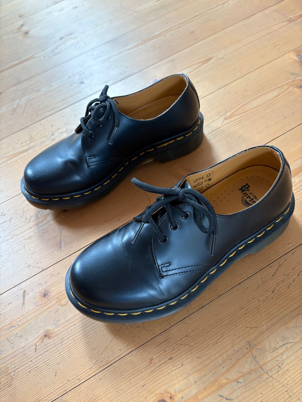 Dr. Martens Scarpe da donna: Dr. Martens Schuhe Gr. 37 – Nuovo (secondo la descrizione) da Basel venduto da Liisa-Mariia 1