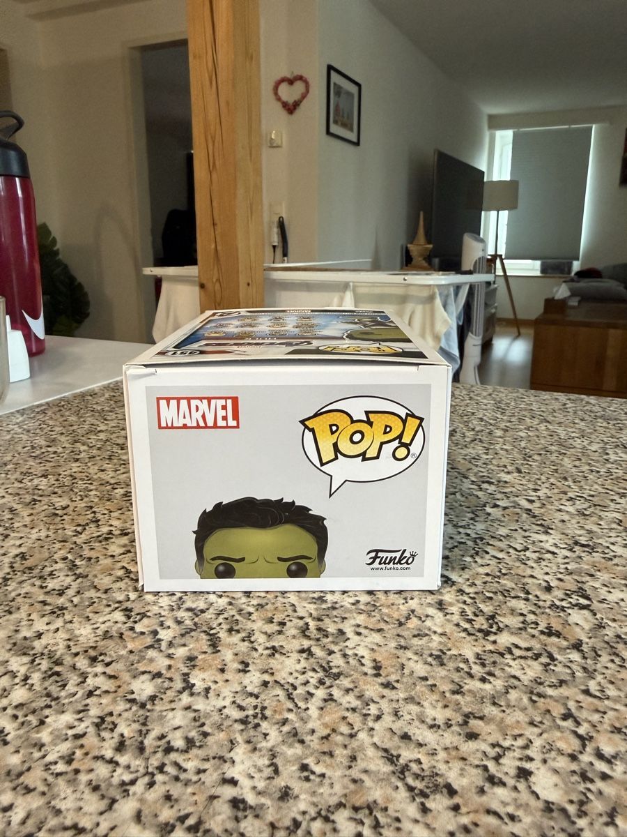 Funko Statuette: Funko Pop Hulk 451 Avengers Figur – Nuovo (secondo la descrizione) da Wädenswil venduto da dom_pz5d 5