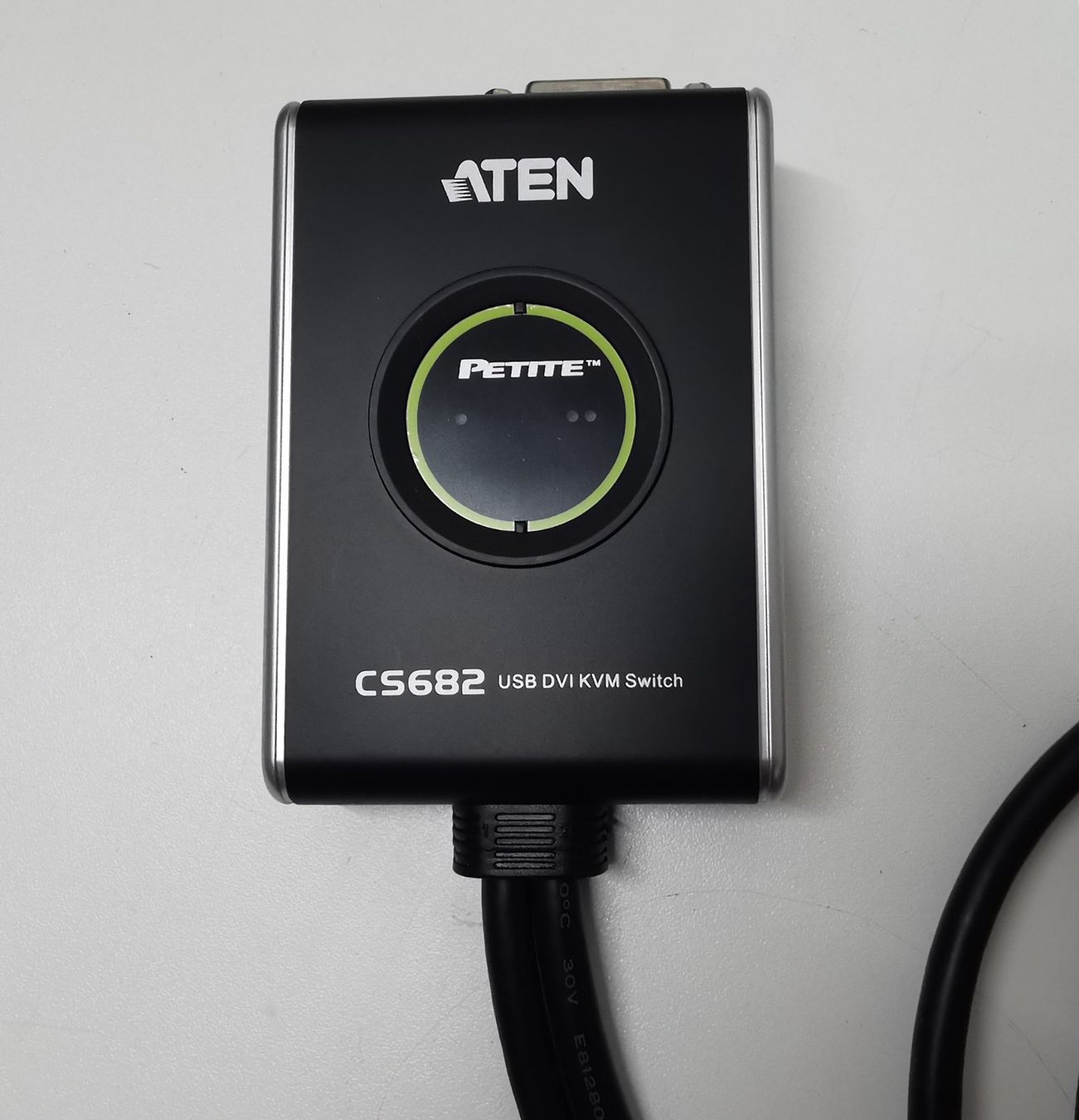 Unità & Adattatore: ATEN KVM Switch DVI Mouse Sound – Usato da Oberwangen b. Bern venduto da Vittorio0 2