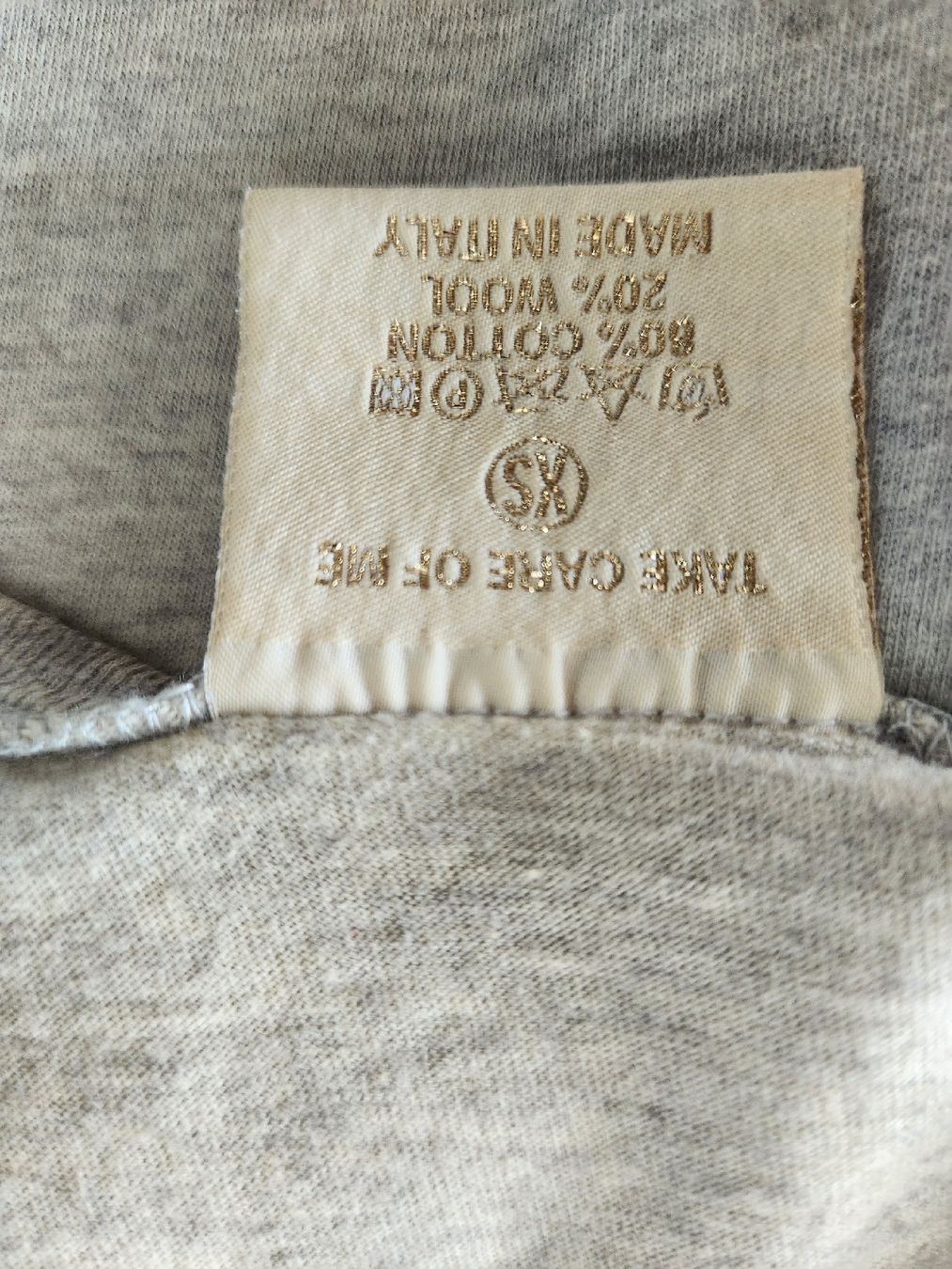 Top: CETTEeCINQUANTA 750 pull gris 100% coton – Usato da Lausanne venduto da man_rw9q 3