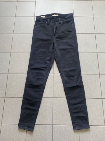 Levis Jeanshose / W 30 x L 30 / Schwarz / Gebraucht.