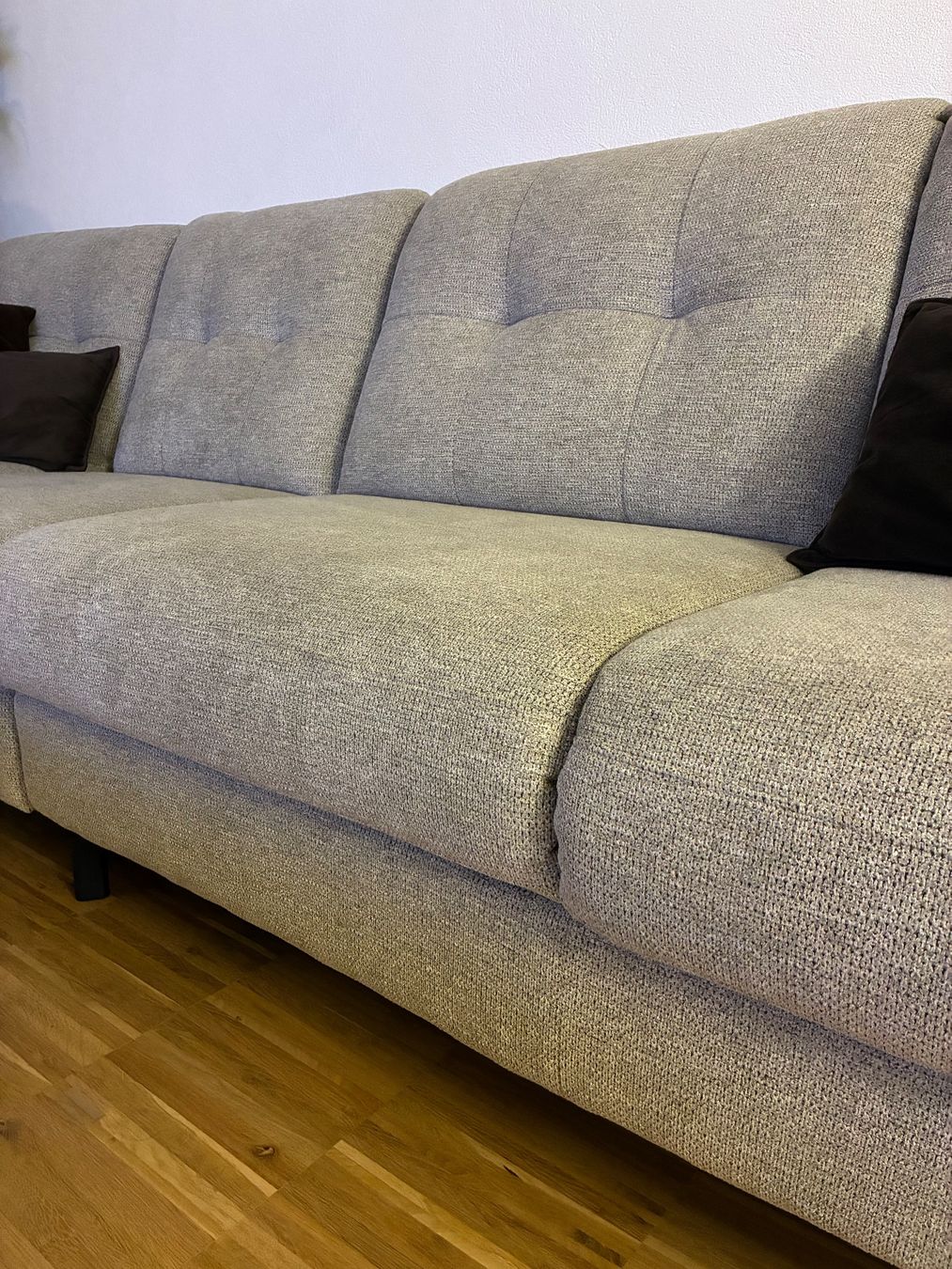 Sofas: Ecksofa hellgrau/beige Neuwertig – Gebraucht aus Zürich von man_ks2t 3