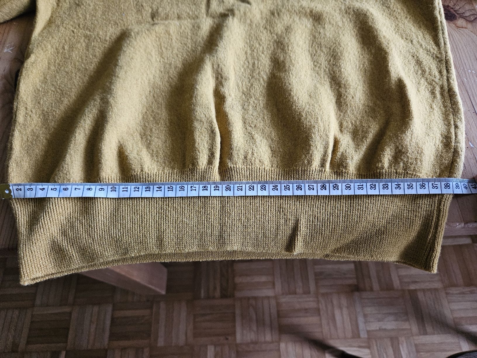 Pulls & Sweat-shirts: Kragenpullover in gelb – D'occasion à Zürich par joalves 4