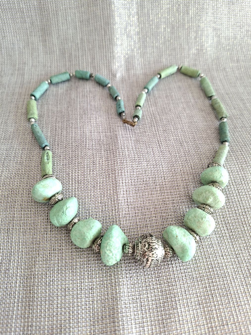 Colliers: Collier statement bohème vert – D'occasion à Lutry par Sim_Sta