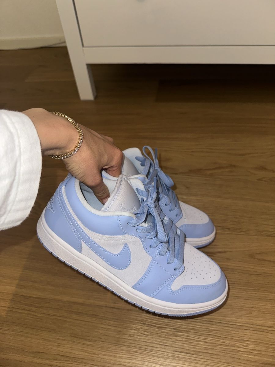 Jordan Chaussures hommes: Jordan 1 low – Neuf (Voir description) à Uster par celiiinaaa