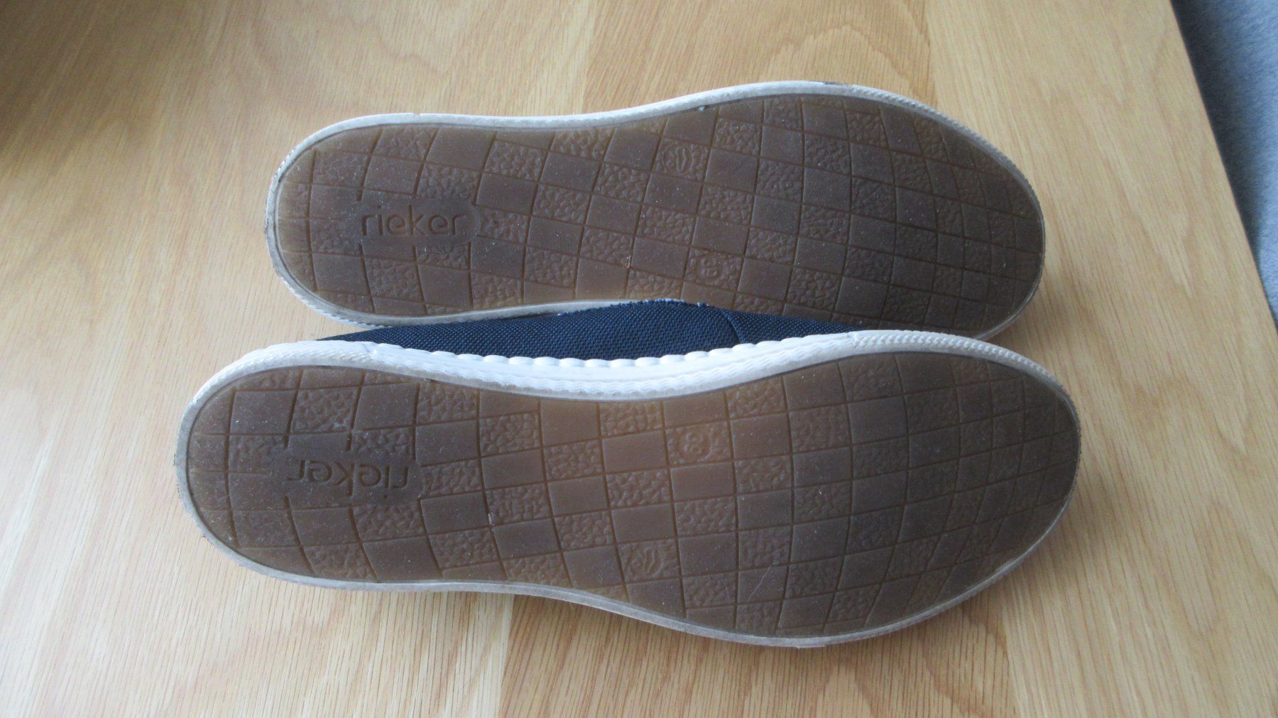 Rieker Scarpe da donna: Rieker flache Freizeitschuhe, Grösse 39, blau – Usato da Chur venduto da silbermond917 3
