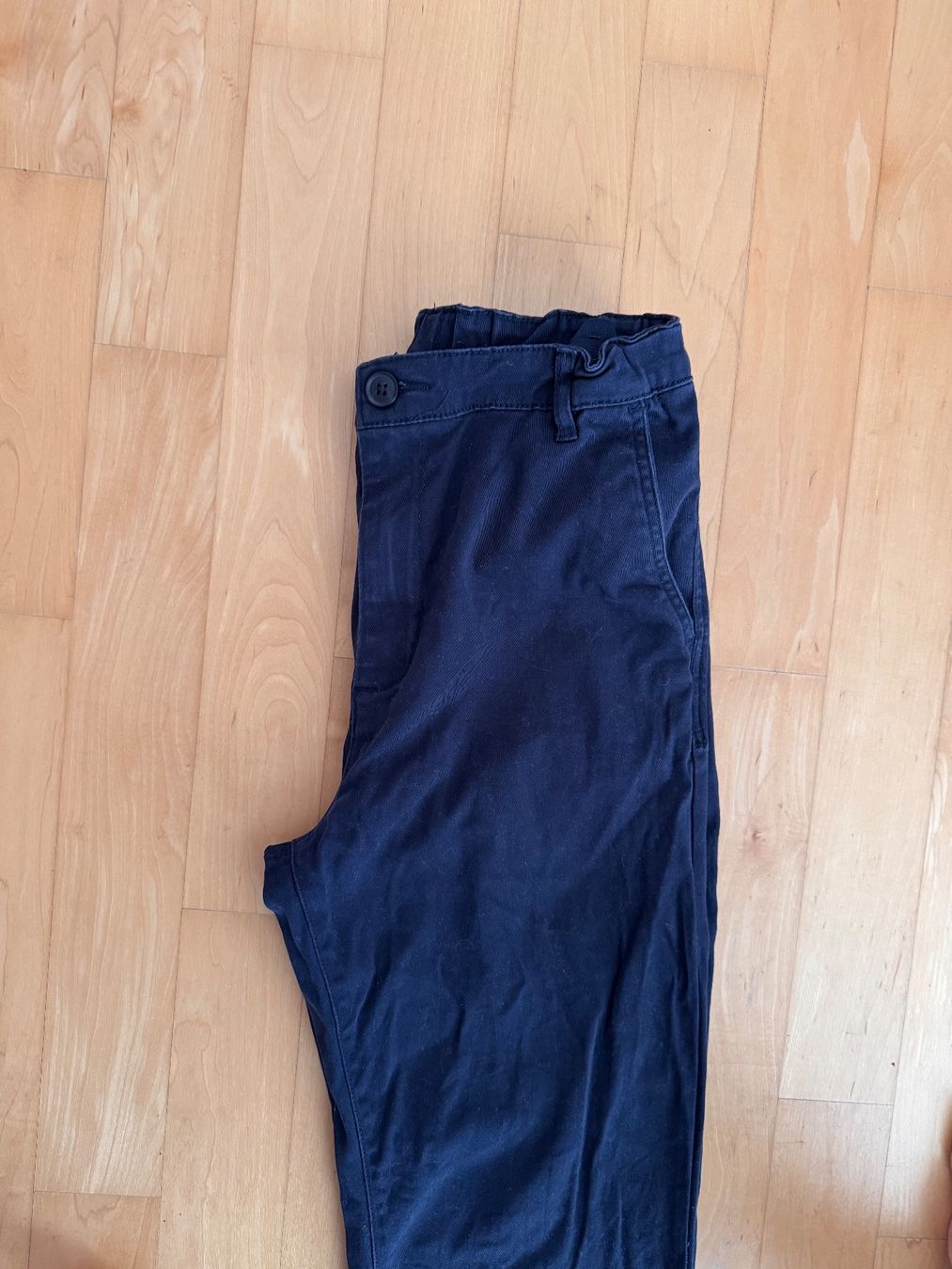 H&M Hosen: Hose schwarz Gr. 158 von H&M – Gebraucht aus Uster von Niamgro 1