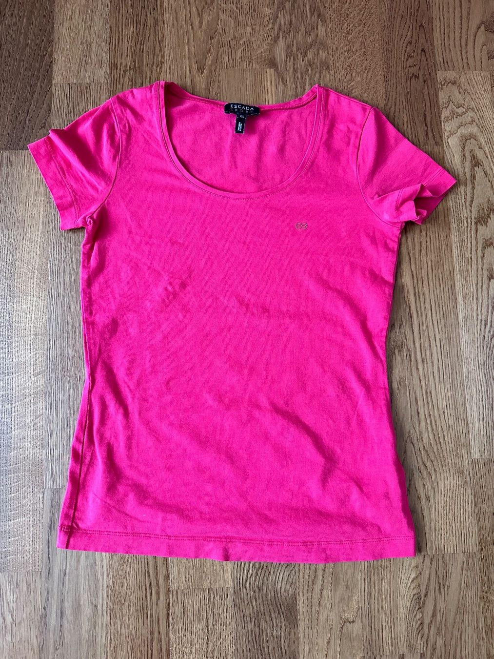 Escada T-Shirts: Escada T-Shirt – Neu und originalverpackt aus Ebikon von nat_jzh5