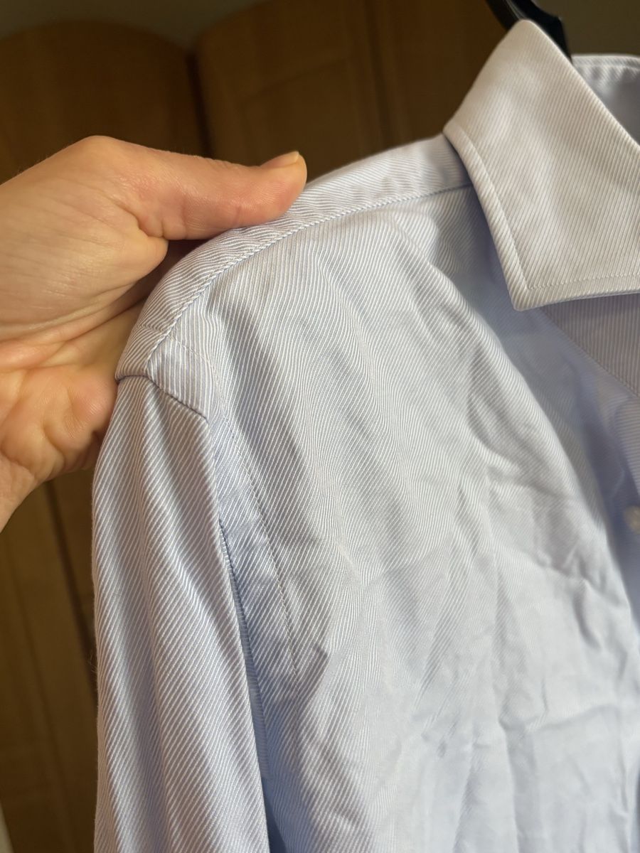 Hugo Boss Chemisiers: Chemise Hugo Boss taille 38 – D'occasion à Attalens par Skorpionica 1