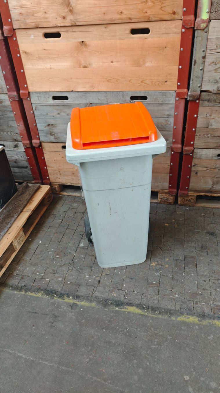 Sonstiges für Büro & Gewerbe: Container – Gebraucht aus Luzern von pilatusshop 1