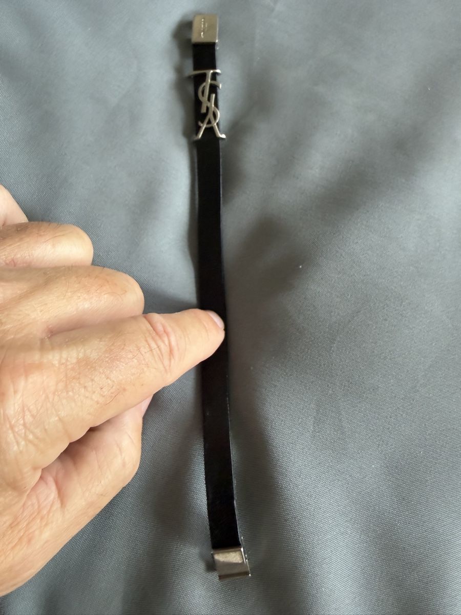 Saint Laurent Bracciali & Braccialetti: Bracciale Saint Laurent Pelle Argento logo YSL – Usato da Lugano venduto da can_xdd8 4