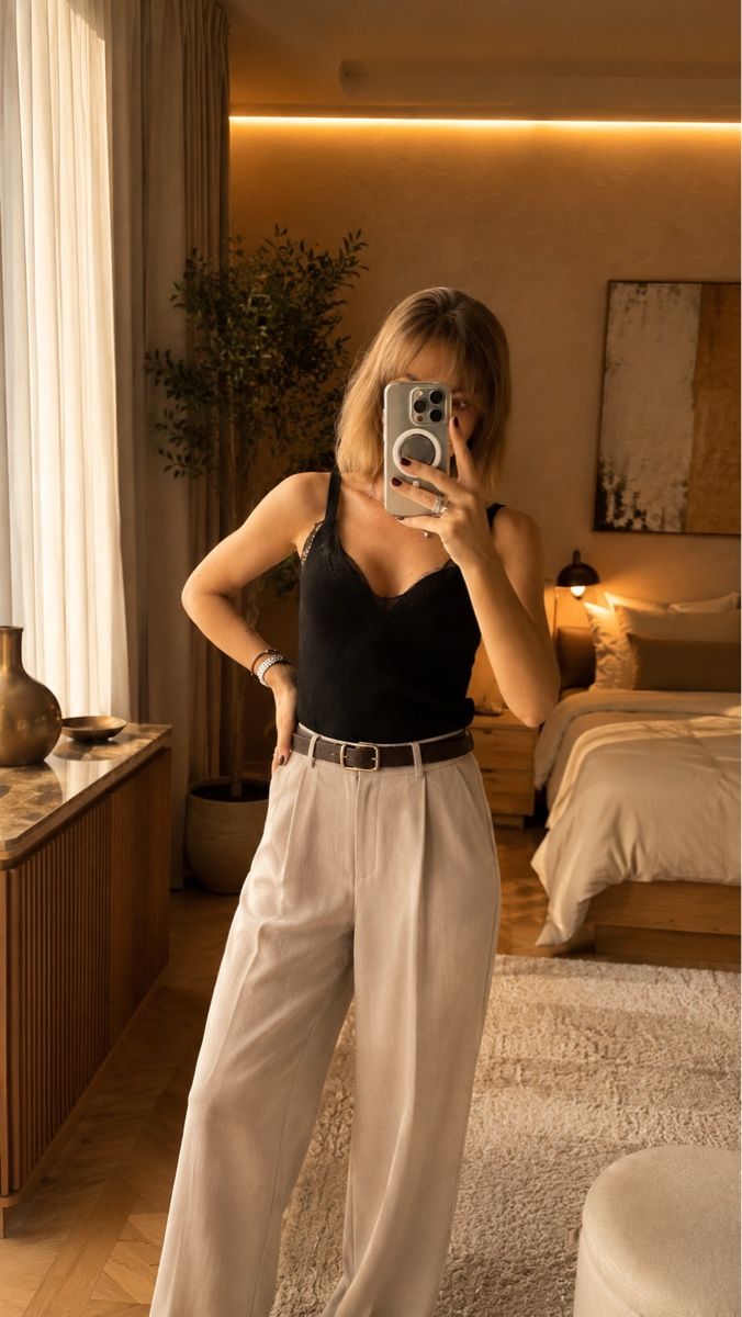 Tops: Damens Top schwarz Grösse S – Neuf avec emballage d'origine à Sattel par Zlata1