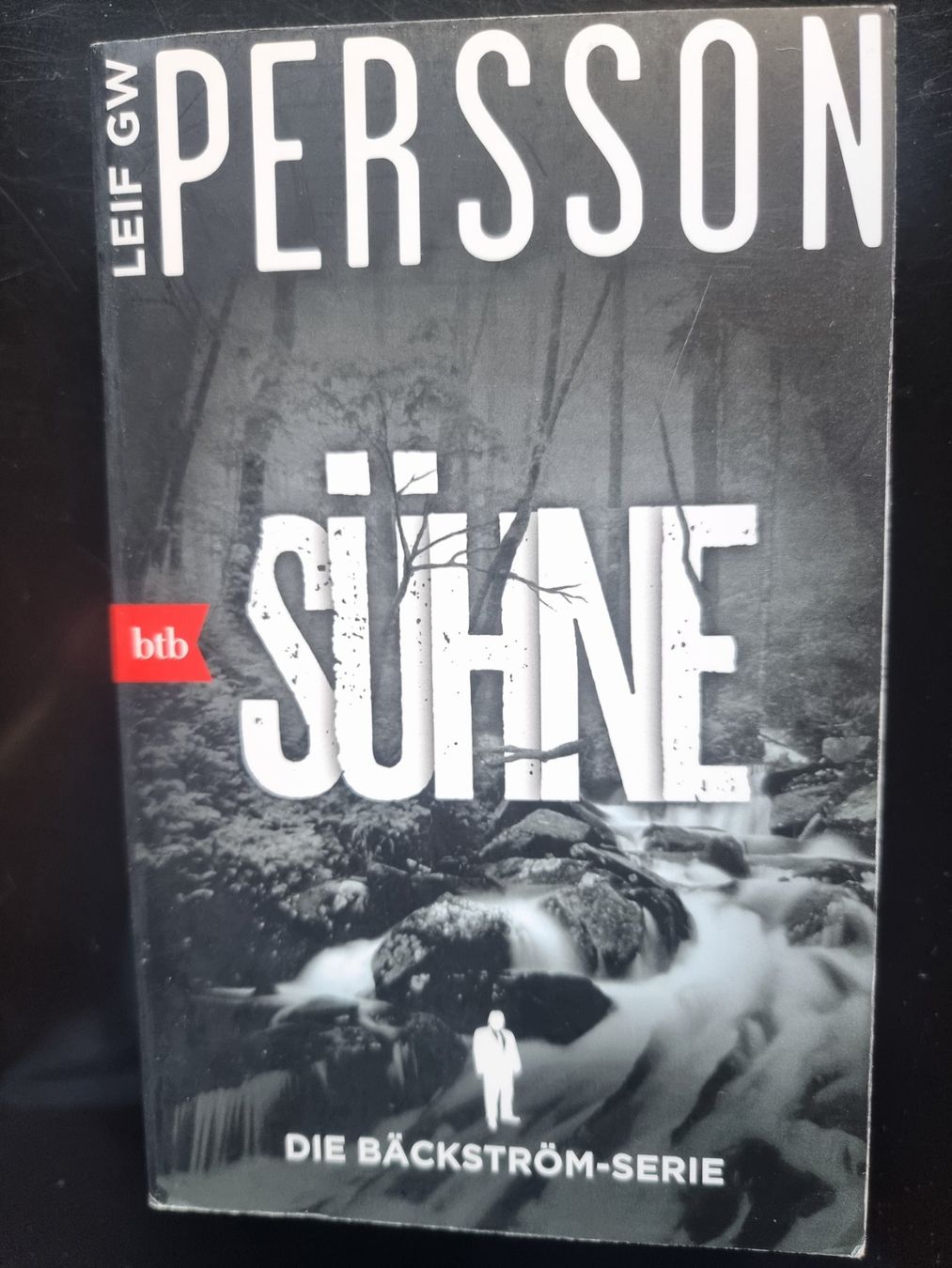 Libri: Leif GW Persson    Sühne – Usato da Arosa venduto da horseracing