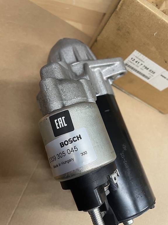 BMW Tutti pezzi di ricambio auto: BMW Anlasser Starter 12417798035 – Usato da Altdorf UR venduto da luventu 1