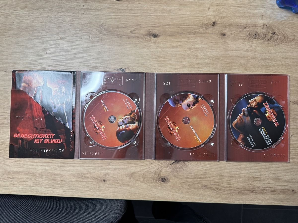 Tutti i DVDs: Daredevil Deluxe Limited Edition DVD - Box – Usato da Biberist venduto da etesummer 4