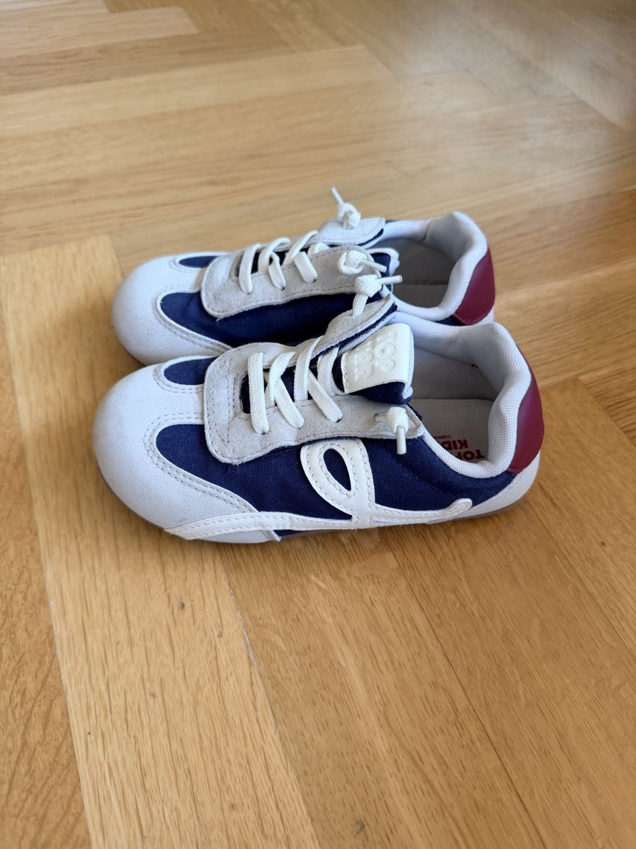 Schuhe für Jungen: Sneakers Size 30 – Neu (gemäss Beschreibung) aus Meilen von ana_nln9 1