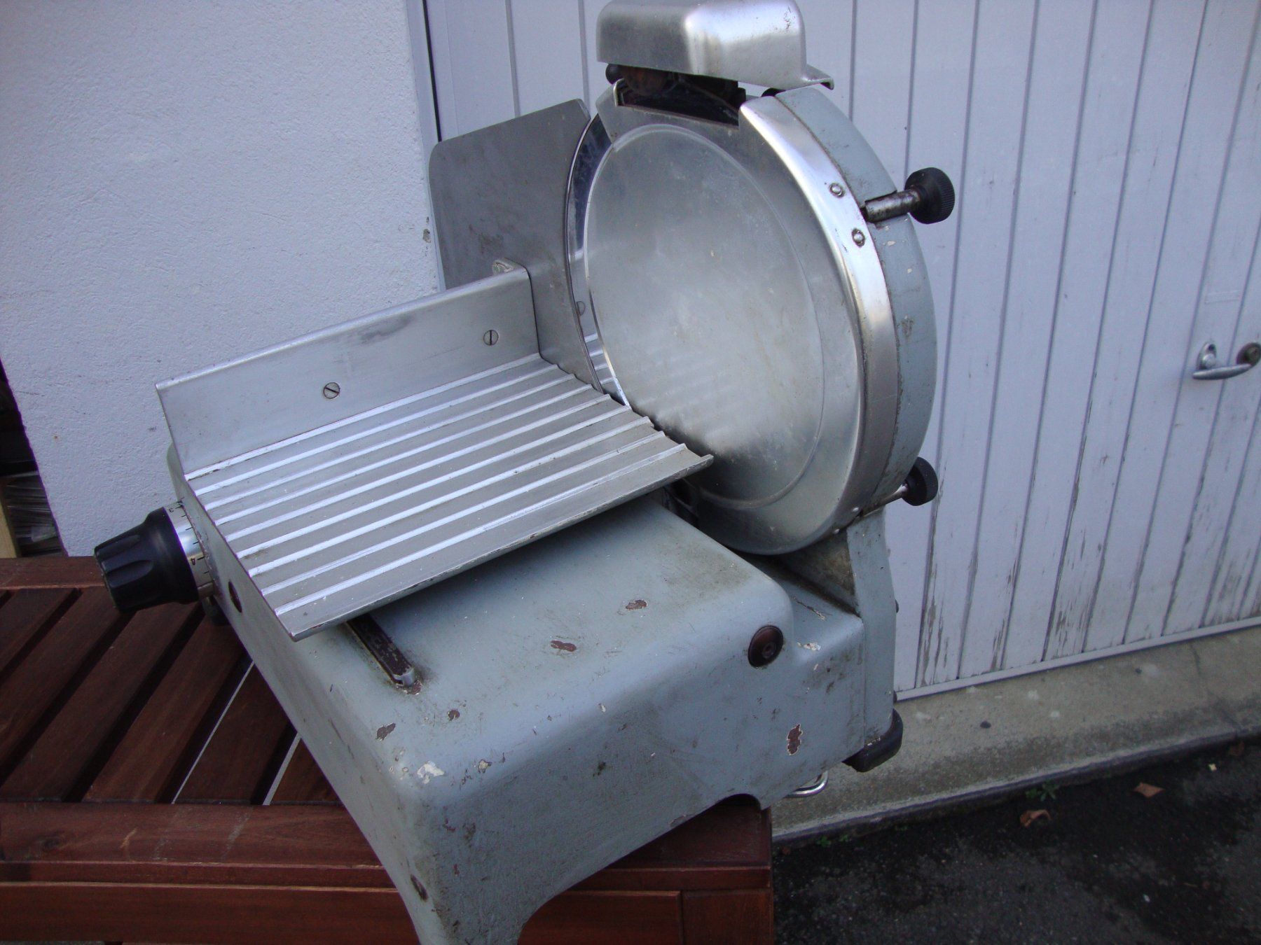 Elettrodomestici da cucina: Aufschnittmaschine – Usato da Thun venduto da Velo-7 2
