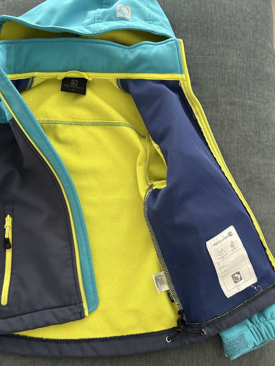 Trevolution Giacche & Cappotti: Trevolution Softshell Kinderjacke Kinder GR. 122 – Usato da Boniswil venduto da sim_7zhp 1