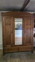 Antiker Kleiderschrank Holz mit Spiegel - inkl. Schlüssel
