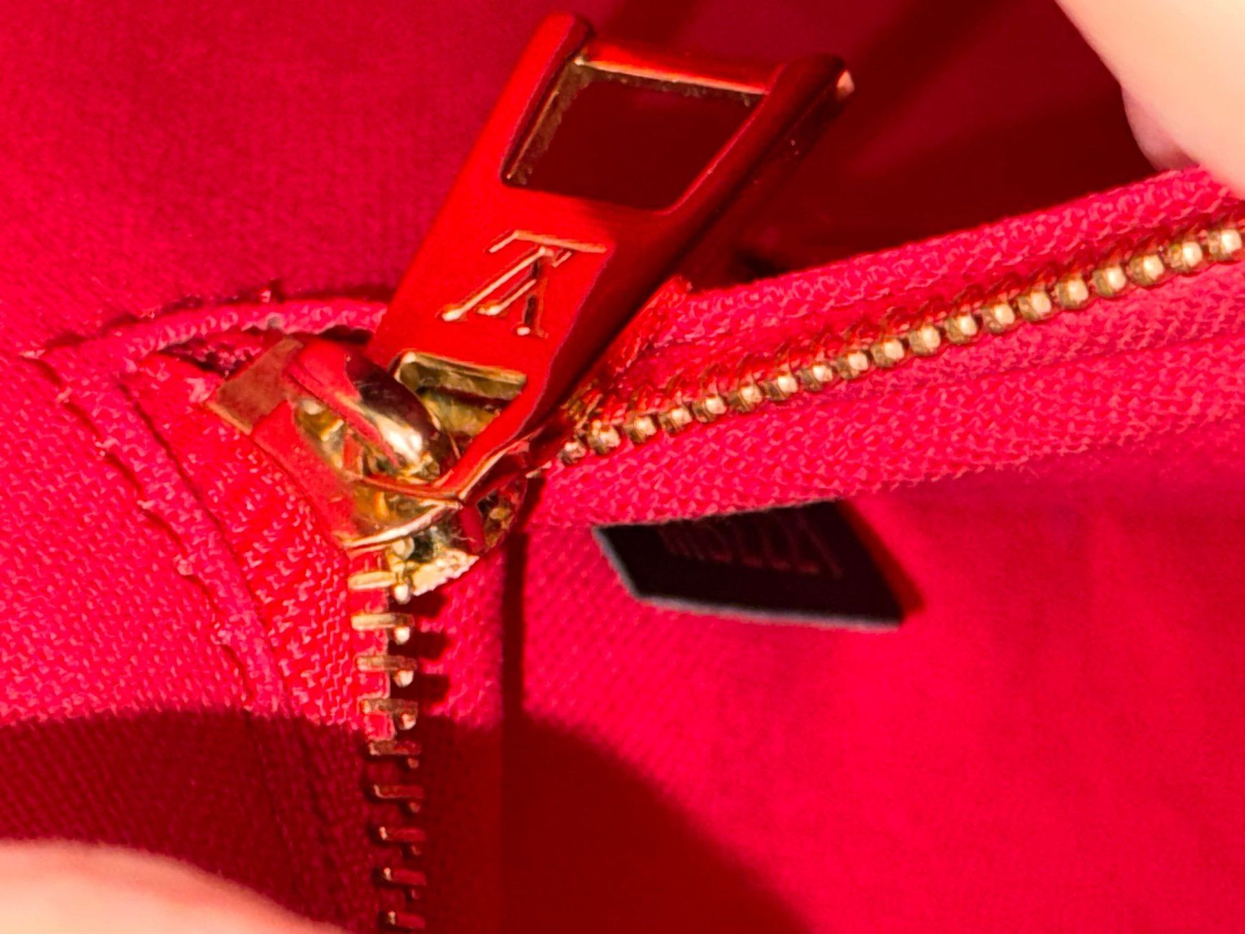 Louis Vuitton Borse da donna: Louis Vuitton OnTheGo MM – Nuovo (secondo la descrizione) da Oensingen venduto da TheBaggyClub 8